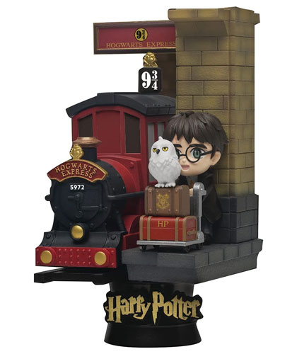 Merc Figur Harry Potter Plattform 9 3/4  16cm
 PVC 16cm
 Beast Kingdom D-Stage Diorama